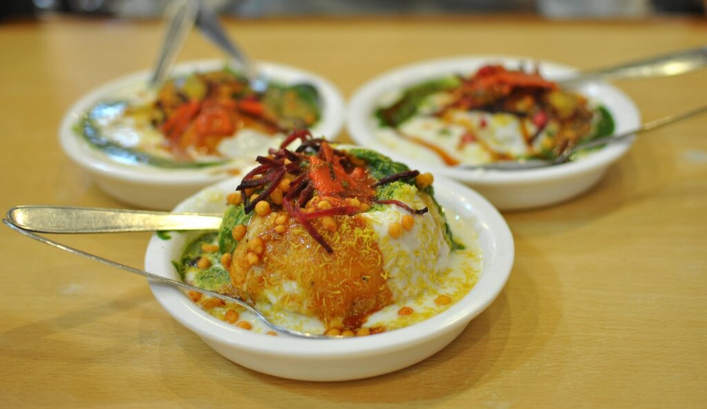 Golgappa ( Panipuri in a bowl with spoon )