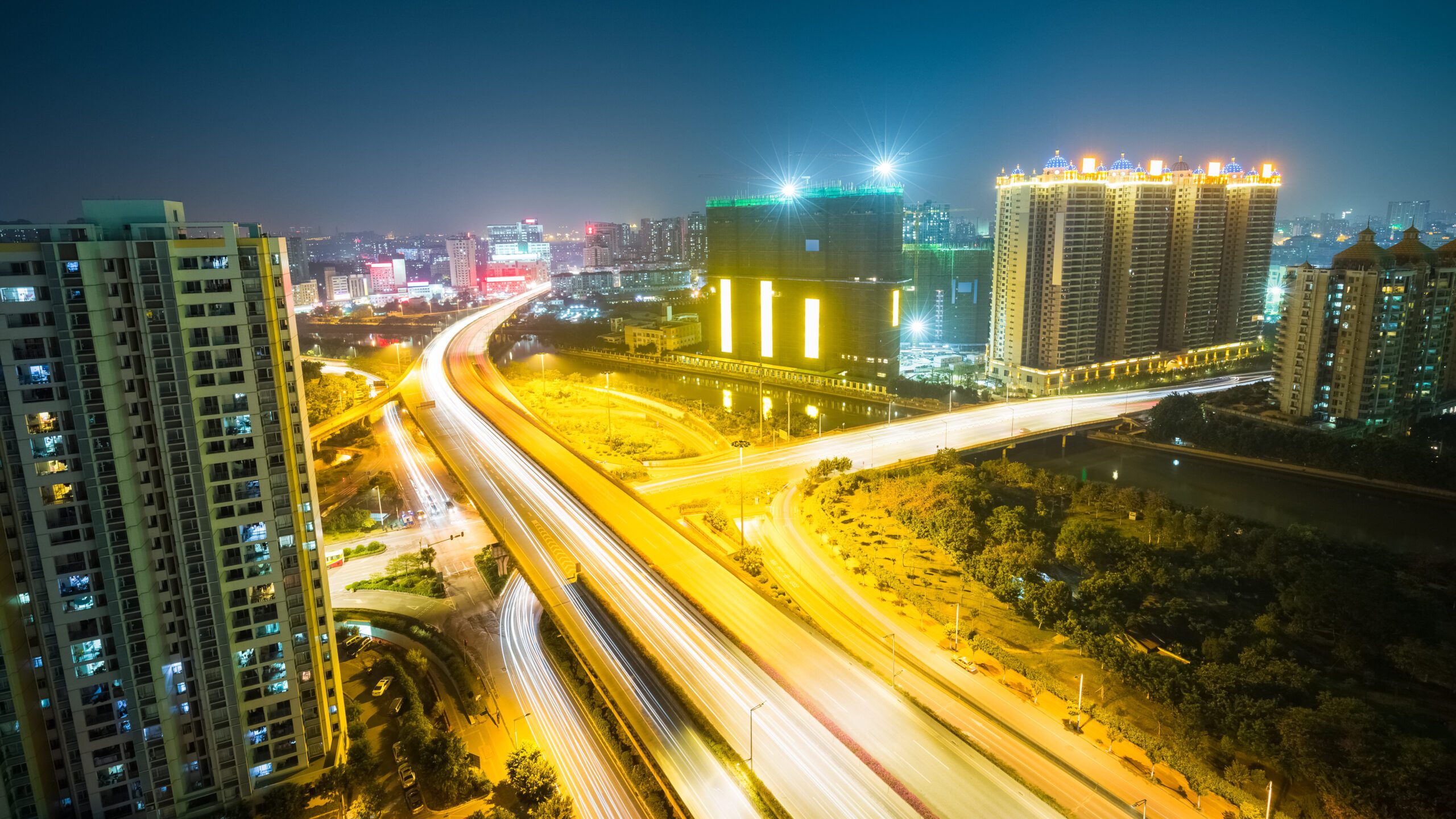 Posh Areas in Noida for Real Estate Investment: A 2025 Guide to Premium Living Posh Areas in Noida